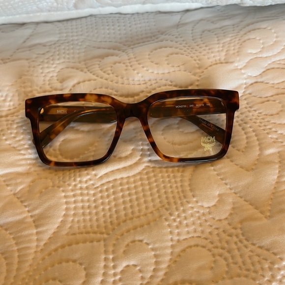 MCM Visetos Wallet and Glasses Bundle - Picture 11 of 14